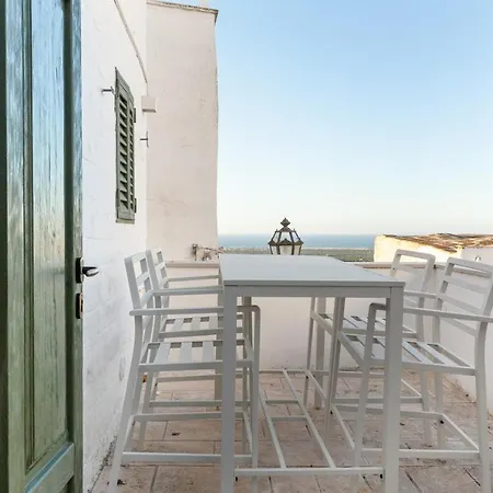Oroverdesuites Apartman *